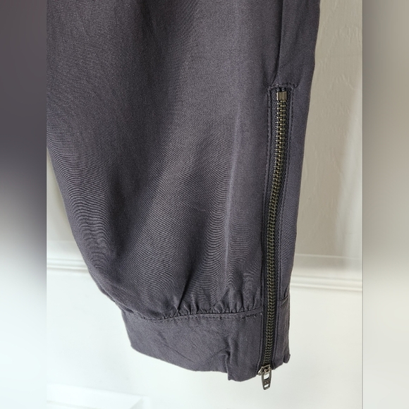 Banana Republic Jogger pants size small - Picture 3 of 12